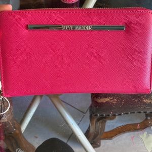 Steve Madden wallet
